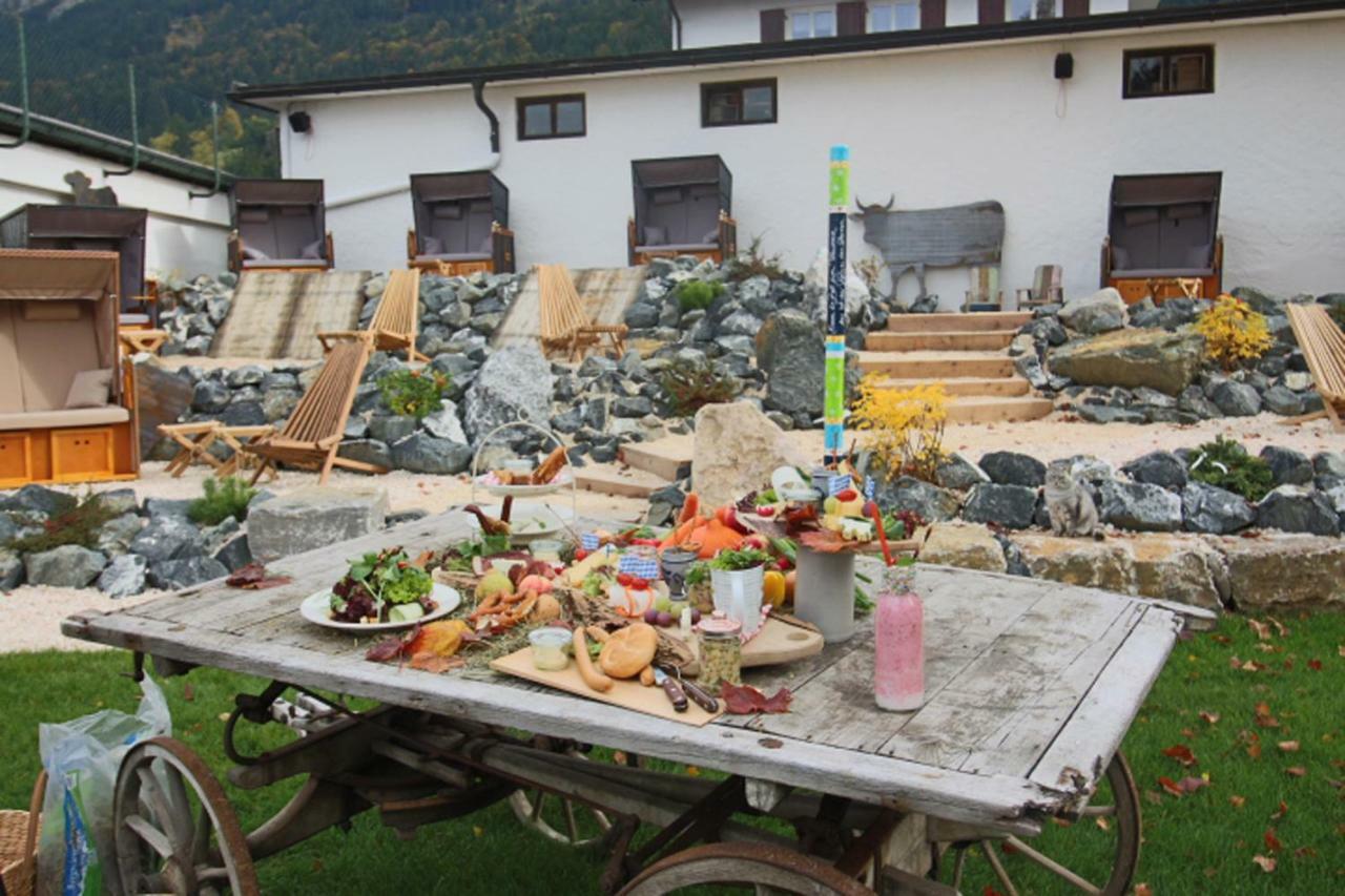 Zur Gluecklichen Kuh Hotel Oberstdorf Exterior foto