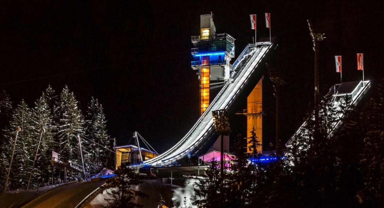 Zur Gluecklichen Kuh Hotel Oberstdorf Exterior foto